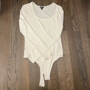 Express scoop neck bodysuit